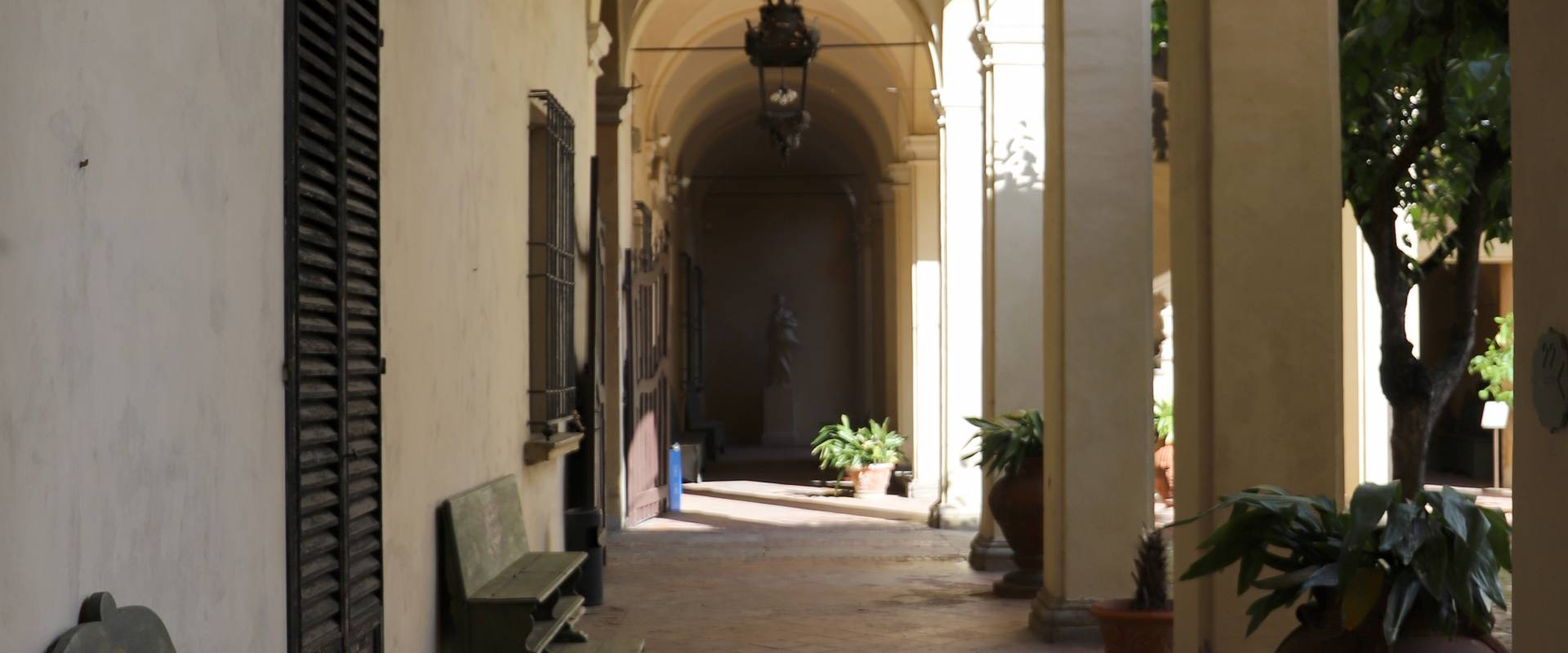 Imola, palazzo tozzoni, cortile-giardino 00 porticato photo by Sailko